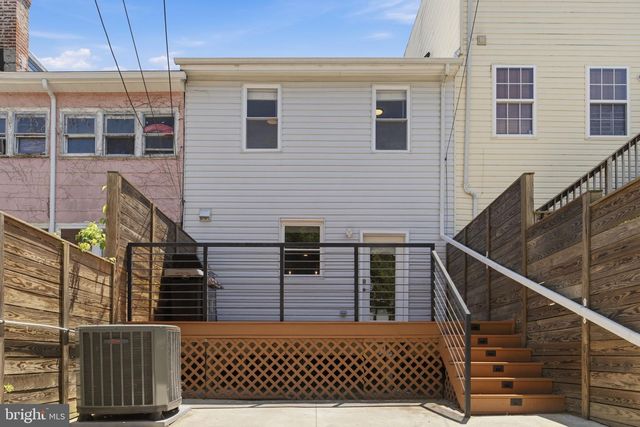 226 S ST NE, Washington, DC 20002