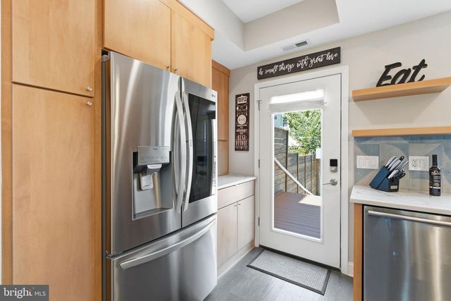 226 S ST NE, Washington, DC 20002
