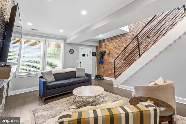 226 S ST NE, Washington, DC 20002