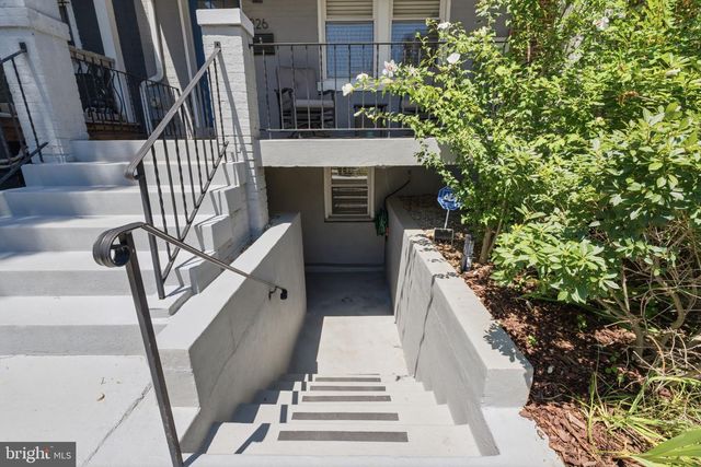 226 S ST NE, Washington, DC 20002