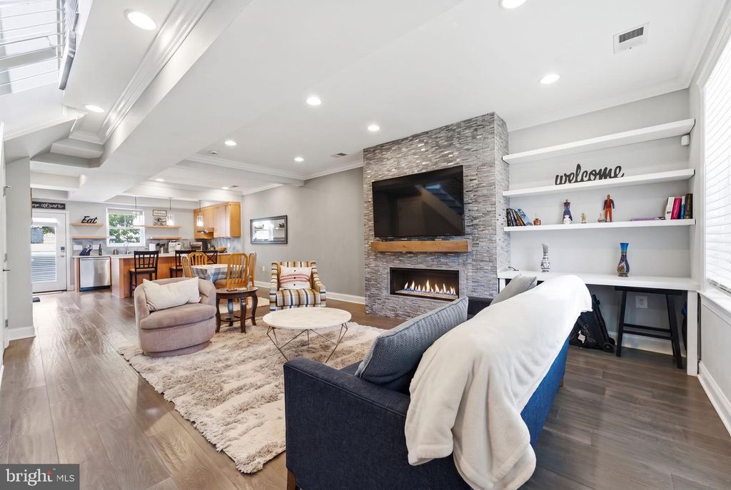 226 S ST NE, Washington, DC 20002
