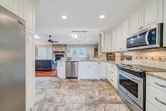 856 Ridge Mountain DR, Boones Mill, VA 24065