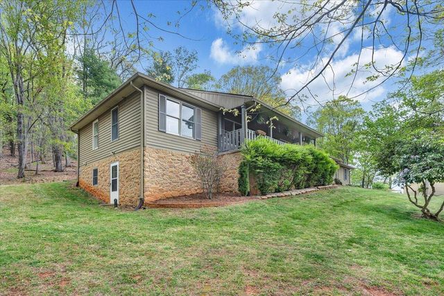 856 Ridge Mountain DR, Boones Mill, VA 24065