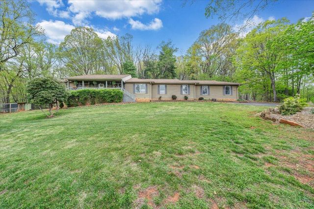 856 Ridge Mountain DR, Boones Mill, VA 24065