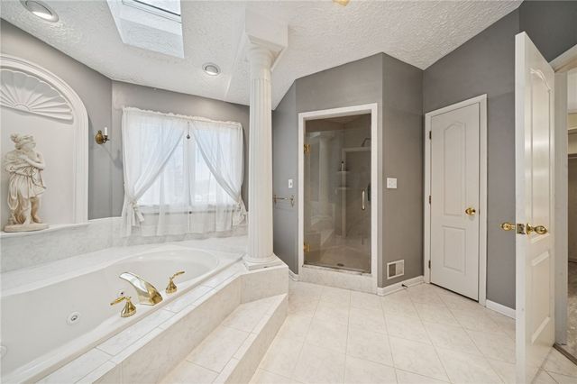 236 Lakewood Rd, Unity Twp, PA 15601