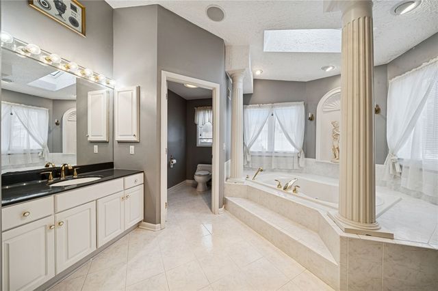 236 Lakewood Rd, Unity Twp, PA 15601