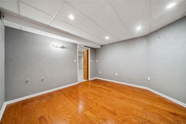 236 Lakewood Rd, Unity Twp, PA 15601