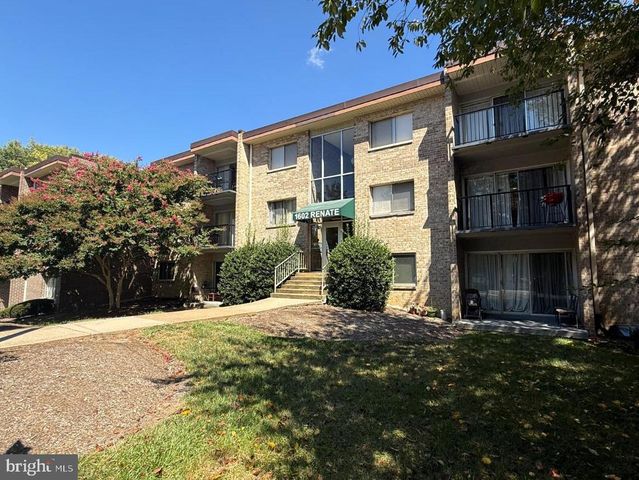 1602 RENATE DR #302, Woodbridge, VA 22192