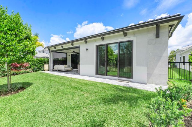 12511 Solana Bay Circle, Palm Beach Gardens, FL 33412