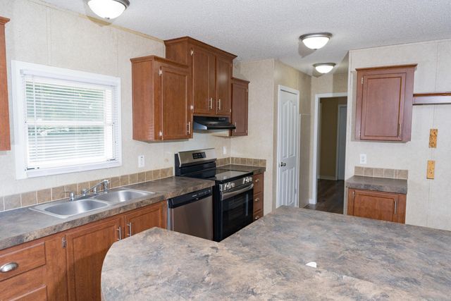 235 Rolling Creek Drive, Sumter, SC 29153