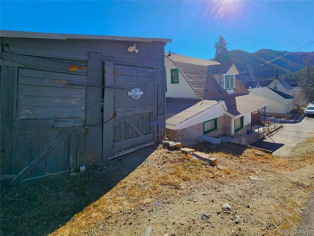 902 Virginia St, Idaho Springs, CO 80452