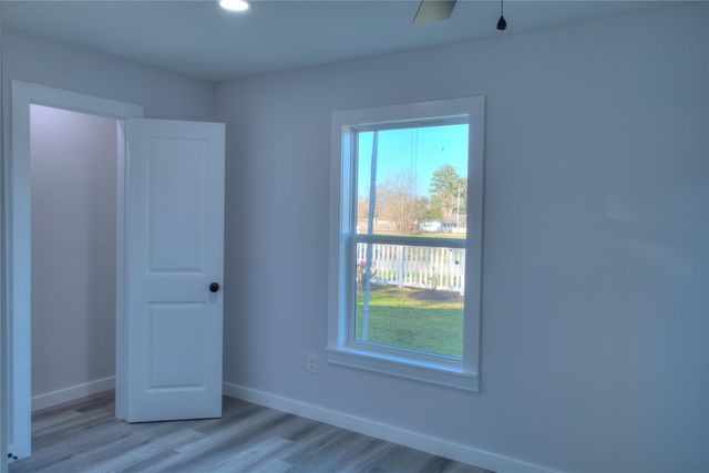 415 Perkins Avenue, League City, TX 77573