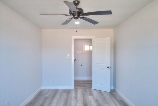 415 Perkins Avenue, League City, TX 77573