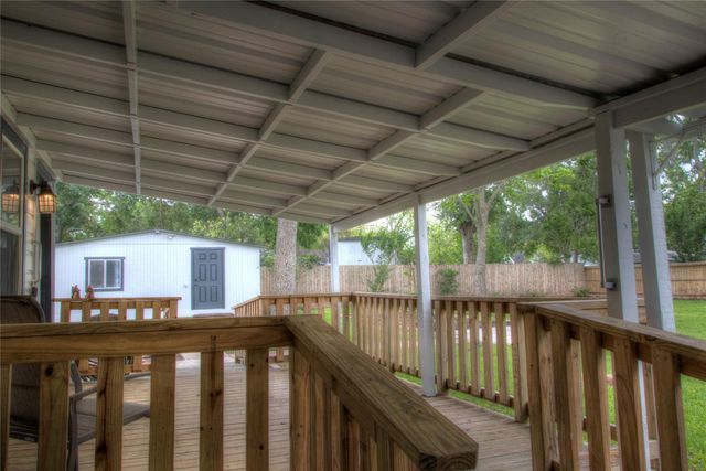 415 Perkins Avenue, League City, TX 77573