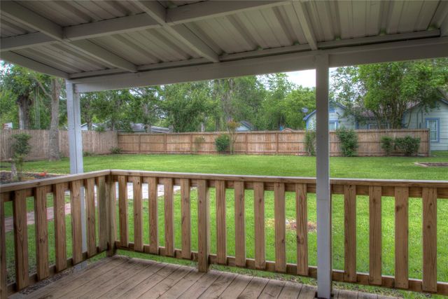 415 Perkins Avenue, League City, TX 77573