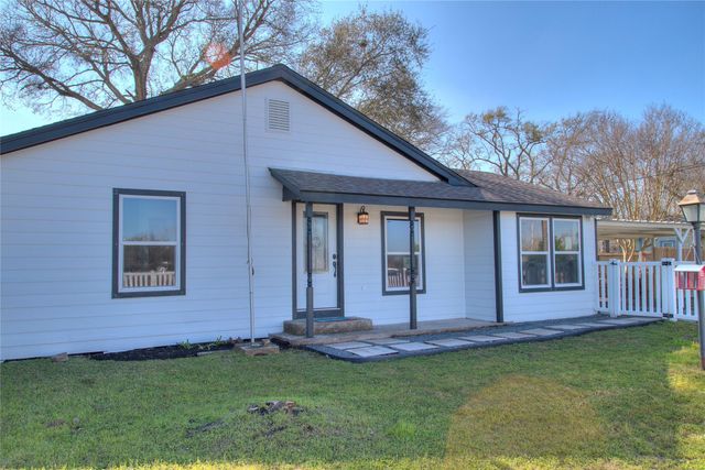 415 Perkins Avenue, League City, TX 77573