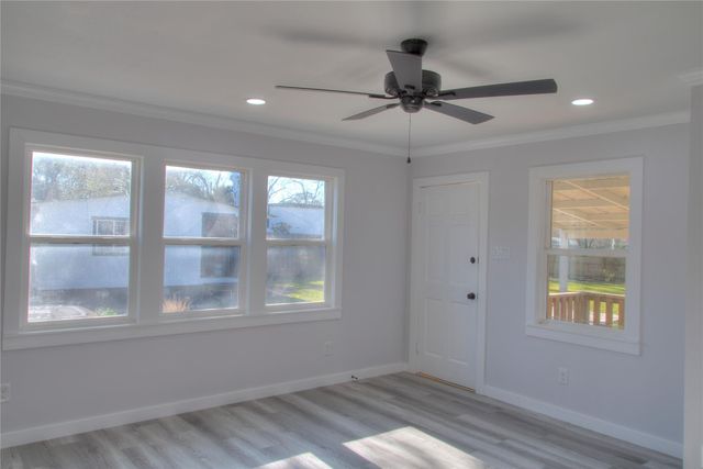 415 Perkins Avenue, League City, TX 77573