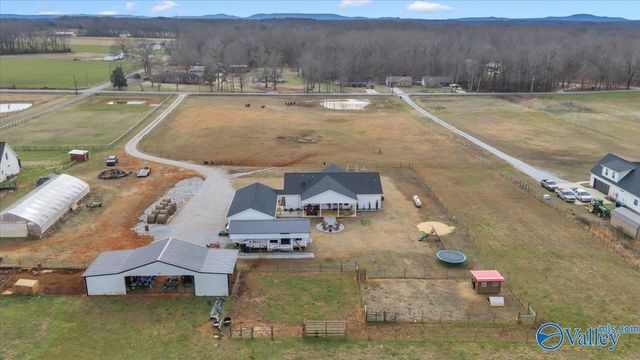 1030 Manley Road, Hazel Green, AL 35750