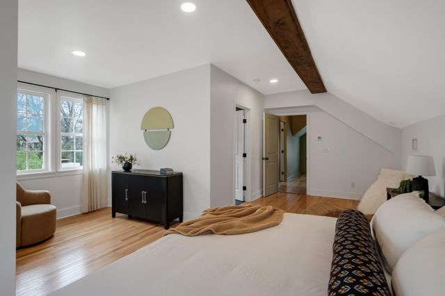 424 Westboro Dr, Nashville, TN 37209