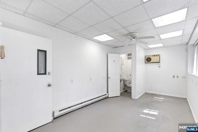 40 Essex, Rochelle Park, NJ 07662