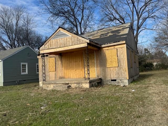 524 BURLINGTON CIR, Memphis, TN 38127