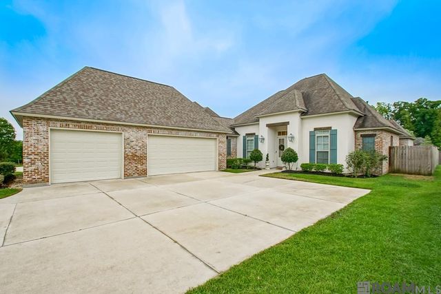 37537 Cypress Hollow Ave, Prairieville, LA 70769