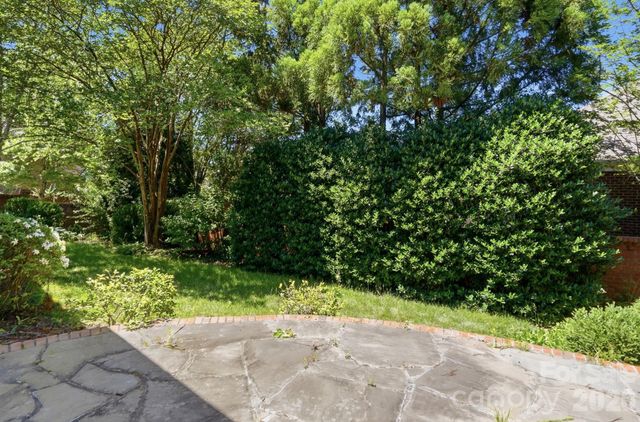 212 Hawthorne Park Avenue, Belmont, NC 28012