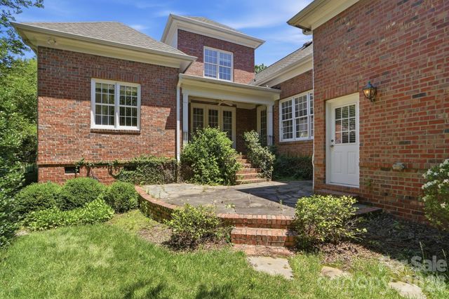 212 Hawthorne Park Avenue, Belmont, NC 28012