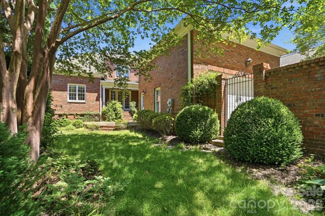 212 Hawthorne Park Avenue, Belmont, NC 28012