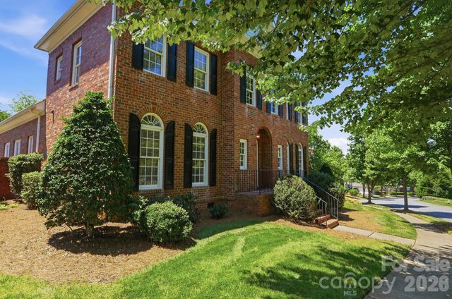 212 Hawthorne Park Avenue, Belmont, NC 28012