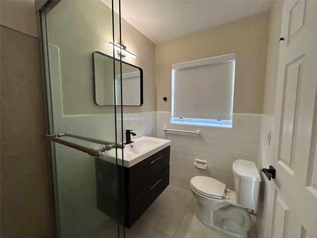 1597 SE 5th Street, Deerfield Beach, FL 33441