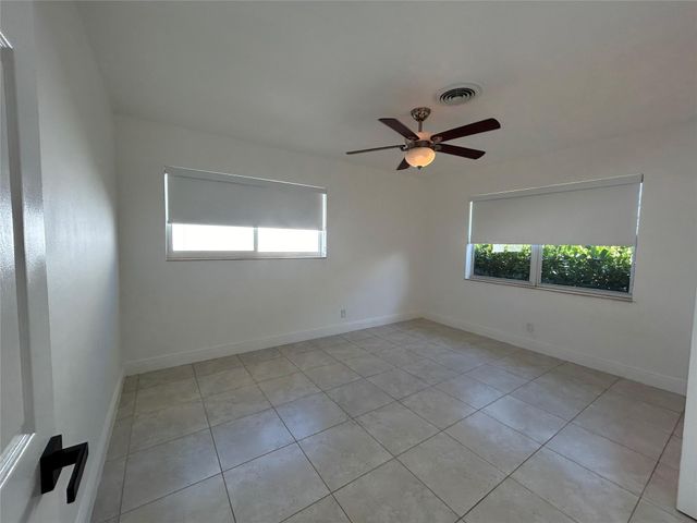 1597 SE 5th Street, Deerfield Beach, FL 33441