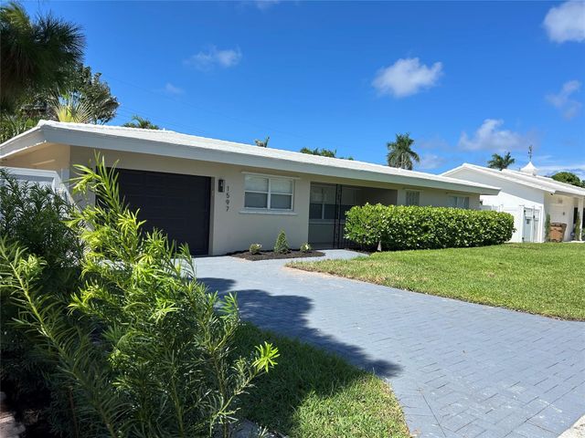 1597 SE 5th Street, Deerfield Beach, FL 33441