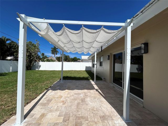 1597 SE 5th Street, Deerfield Beach, FL 33441