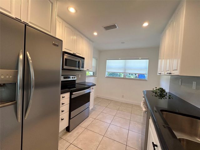 1597 SE 5th Street, Deerfield Beach, FL 33441