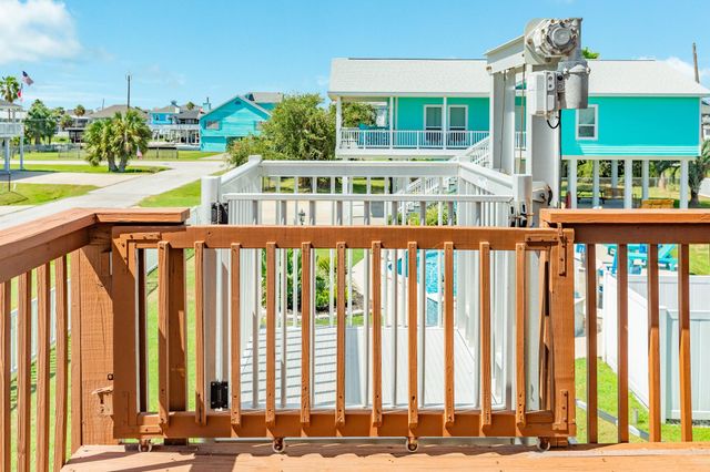4011 Hardin, Galveston, TX 77554