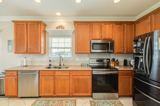 4011 Hardin, Galveston, TX 77554