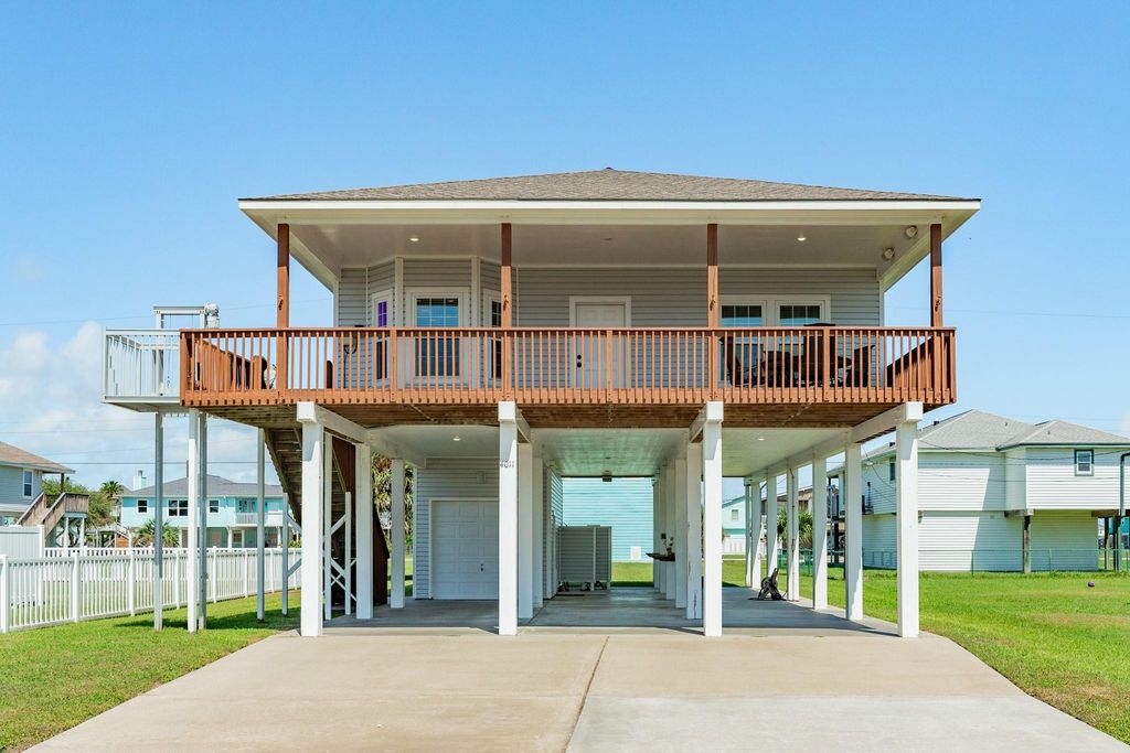 4011 Hardin, Galveston, TX 77554