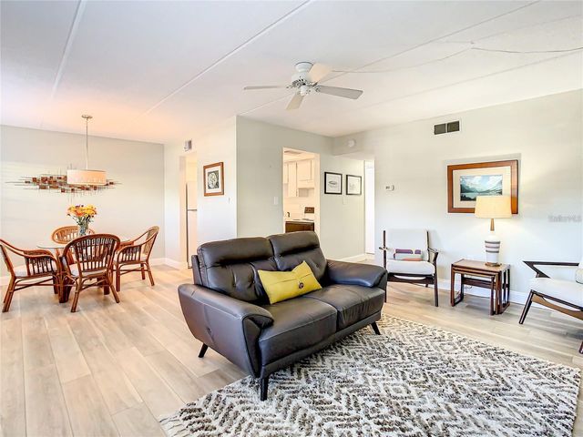 841 PATRICIA AVENUE 103, Dunedin, FL 34698