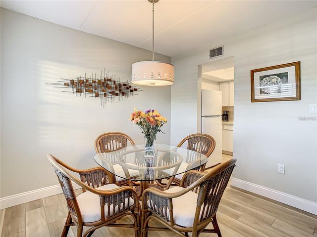 841 PATRICIA AVENUE 103, Dunedin, FL 34698