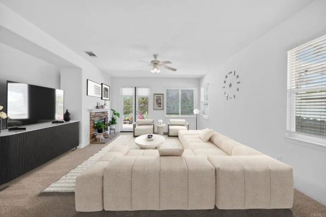 10254 Spruce Woodlands Way, Escondido, CA 92026