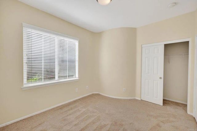 10254 Spruce Woodlands Way, Escondido, CA 92026