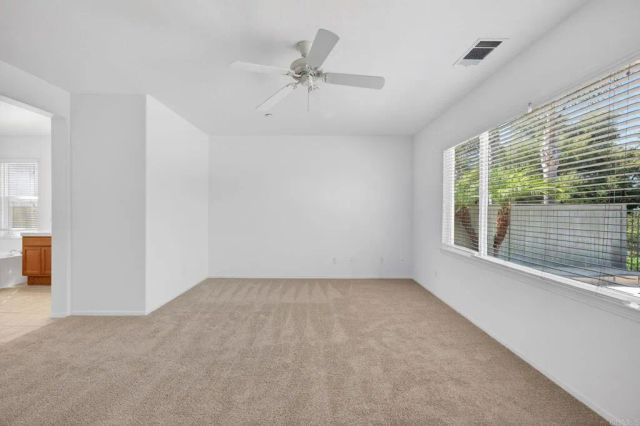 10254 Spruce Woodlands Way, Escondido, CA 92026