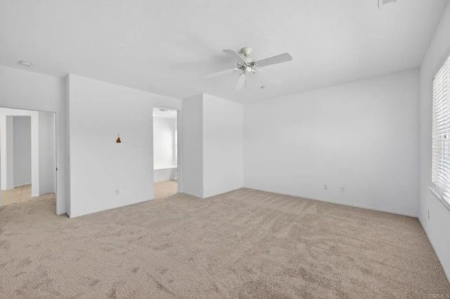 10254 Spruce Woodlands Way, Escondido, CA 92026