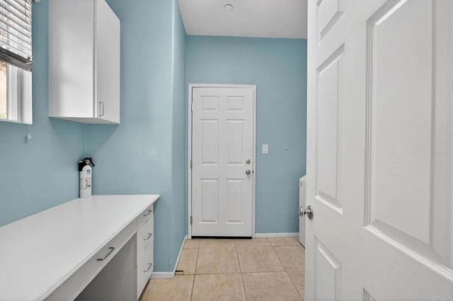 10254 Spruce Woodlands Way, Escondido, CA 92026