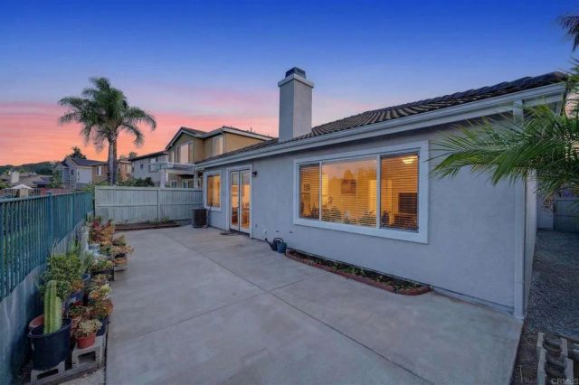 10254 Spruce Woodlands Way, Escondido, CA 92026
