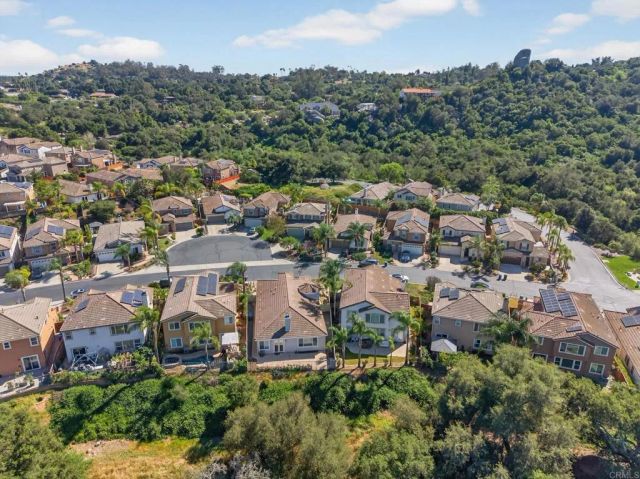 10254 Spruce Woodlands Way, Escondido, CA 92026