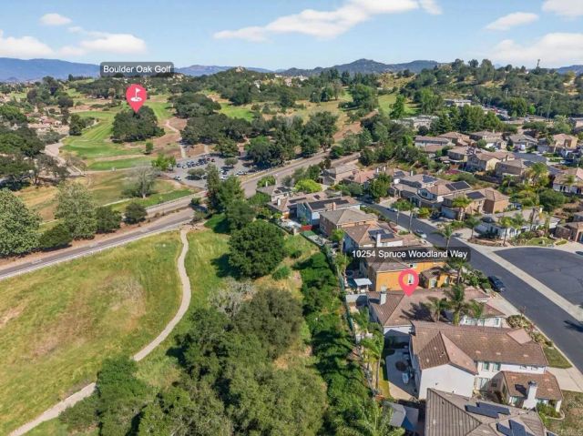 10254 Spruce Woodlands Way, Escondido, CA 92026