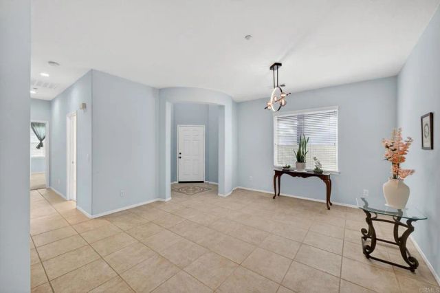 10254 Spruce Woodlands Way, Escondido, CA 92026