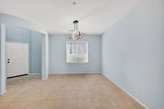 10254 Spruce Woodlands Way, Escondido, CA 92026